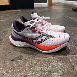 Saucony endorphin speed